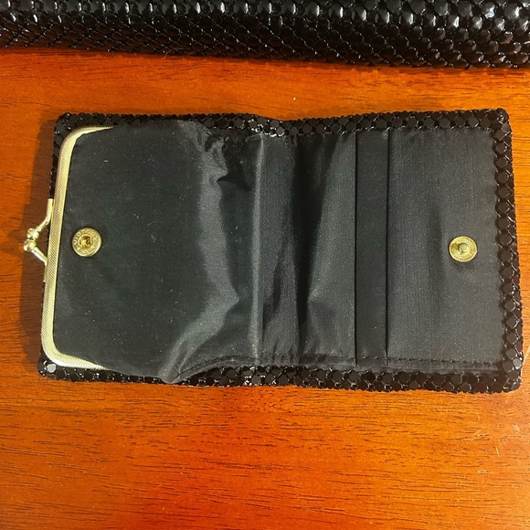 Black chainmail clutch with Gold Accents and matching wallet - Picture 8 of 11